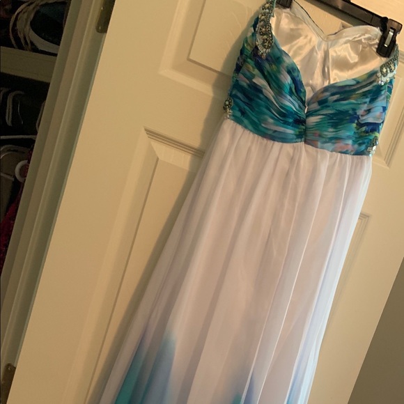 Prom/Homecoming/Formal Multi-color Dress. - Picture 3 of 6